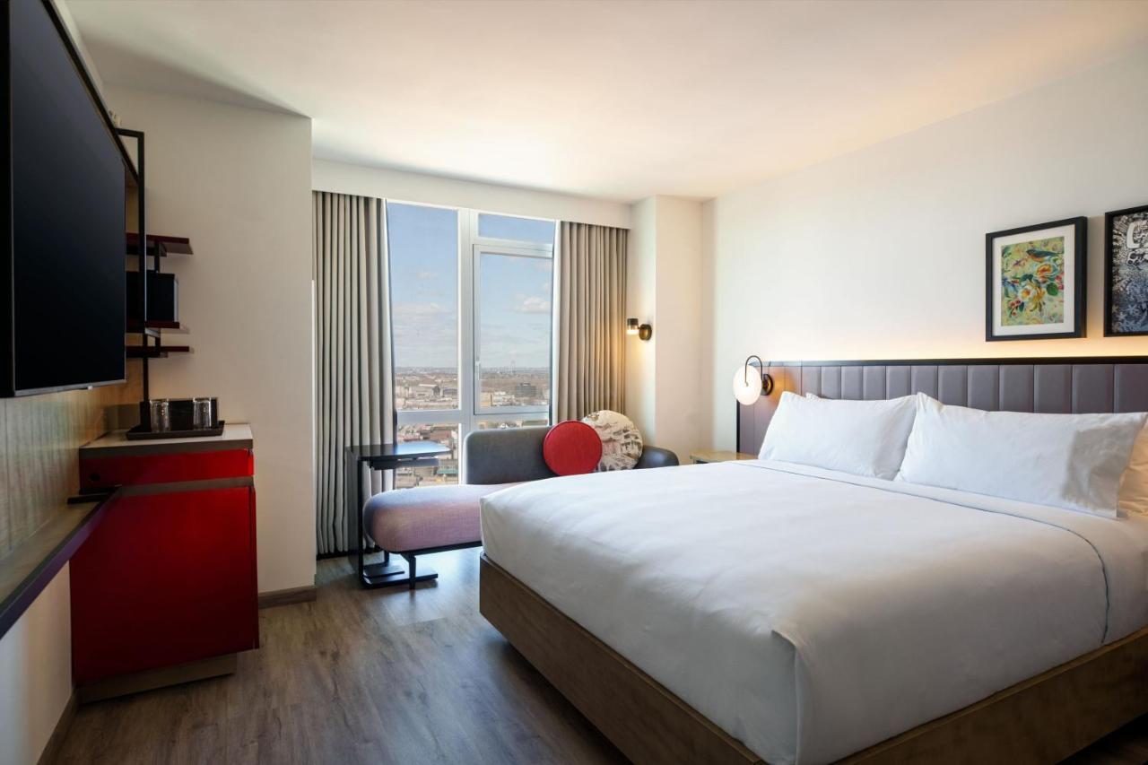 Renaissance New York Flushing Hotel At Tangram Nova York Exterior foto